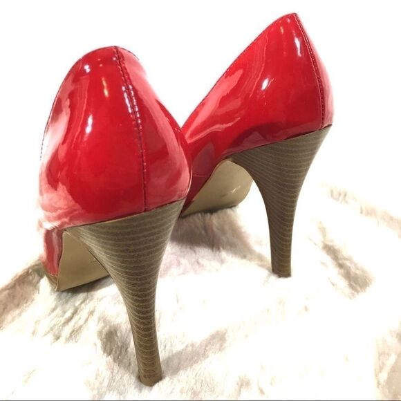 Red faux patent leather peeptoe pumps heels 8.5 NEW NIB platform shoes NWT - Picture 9 of 13